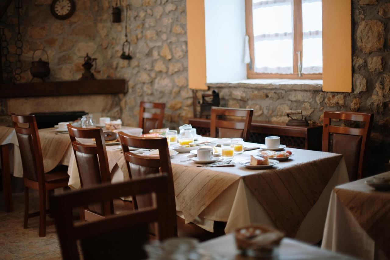 La Casona De Cardes Ξενοδοχείο Onís Εξωτερικό φωτογραφία